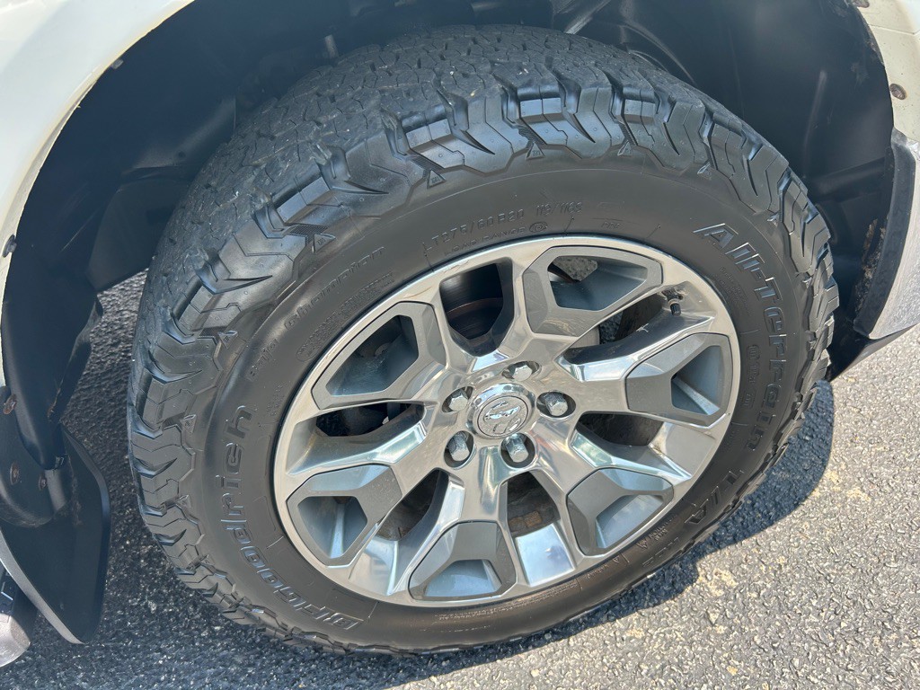 2017 RAM 1500 Image 17