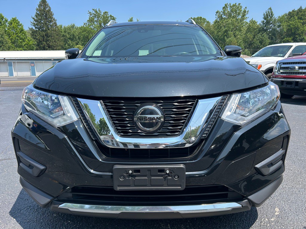 2020 Nissan Rogue Image 2