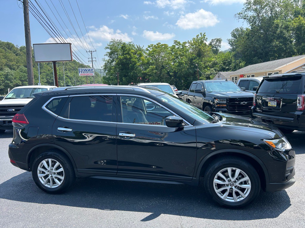 2020 Nissan Rogue Image 6