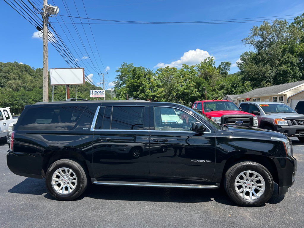 2017 GMC Yukon Image 7
