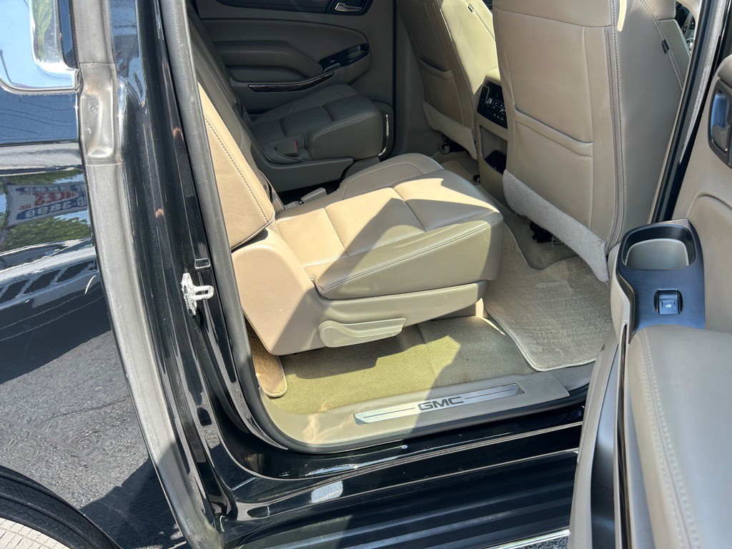 2017 GMC Yukon Image 13