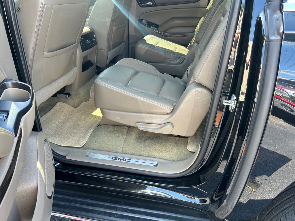 2017 GMC Yukon Image 14