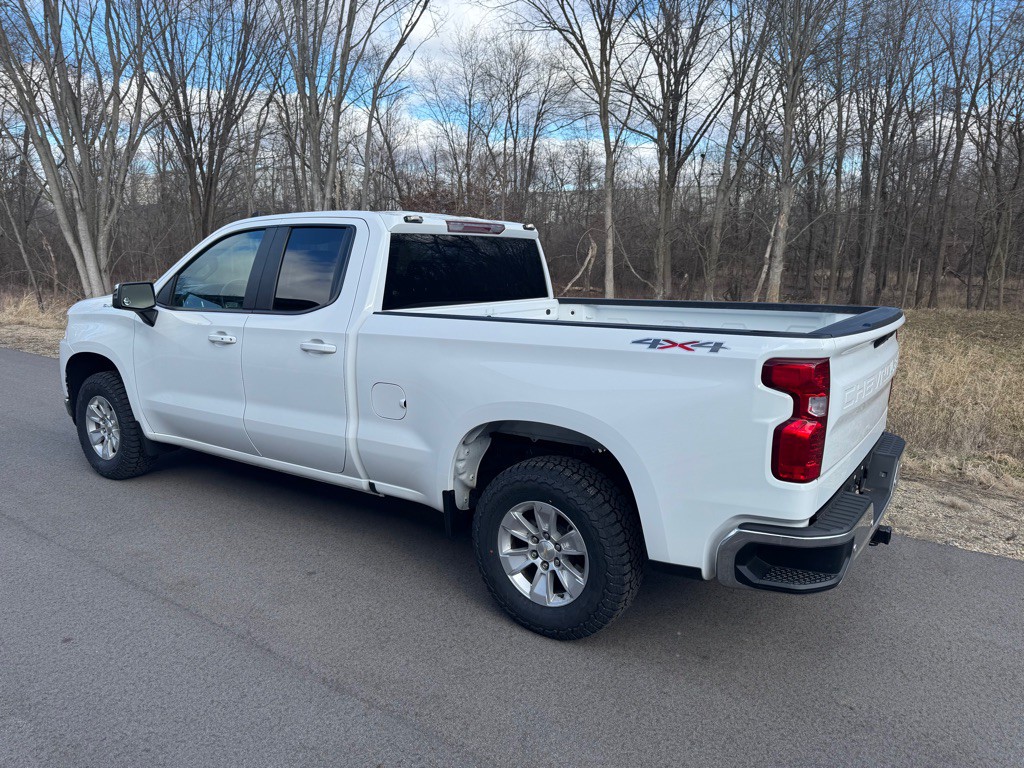 2020 Chevrolet Silverado 1500 Image 3