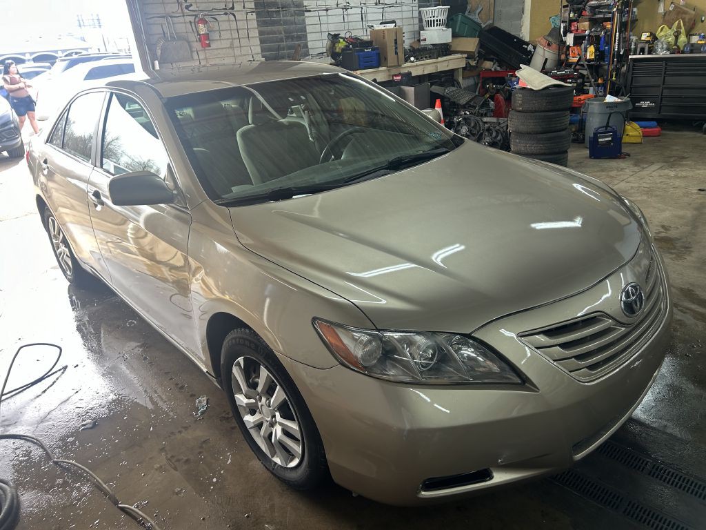 2007 Toyota Camry Image 2