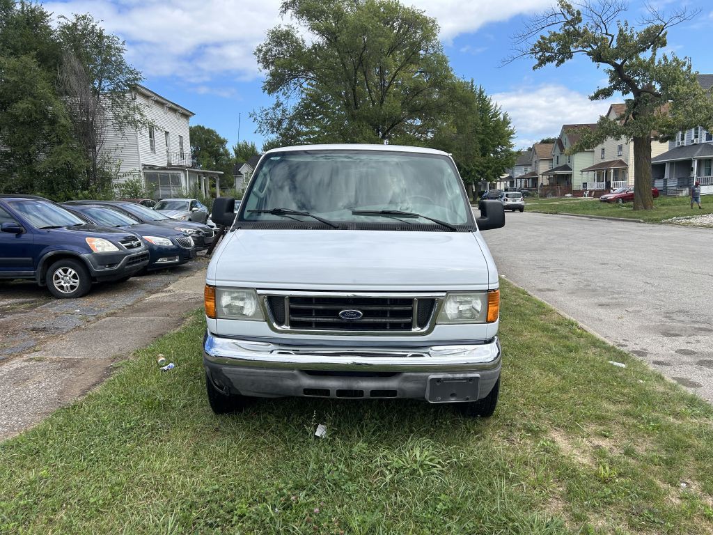 2007 Ford Econoline Image 5