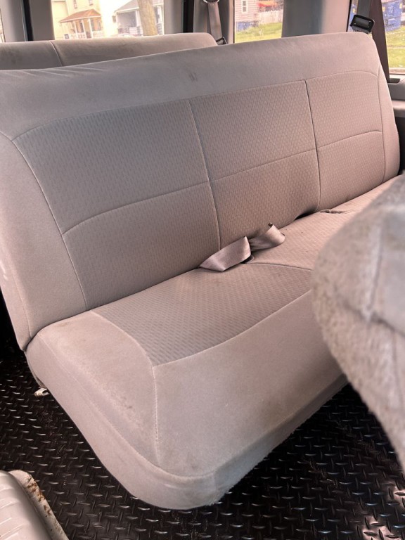 2007 Ford Econoline Image 13