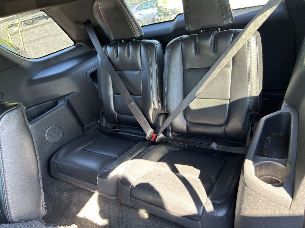 2011 Ford Explorer Image 12