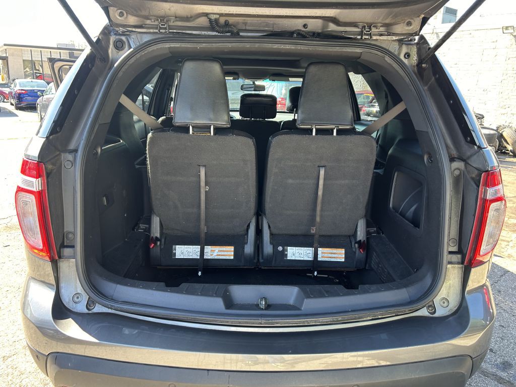 2011 Ford Explorer Image 13