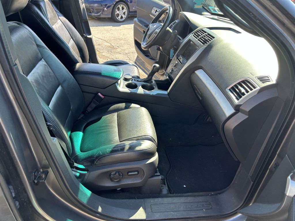 2011 Ford Explorer Image 15