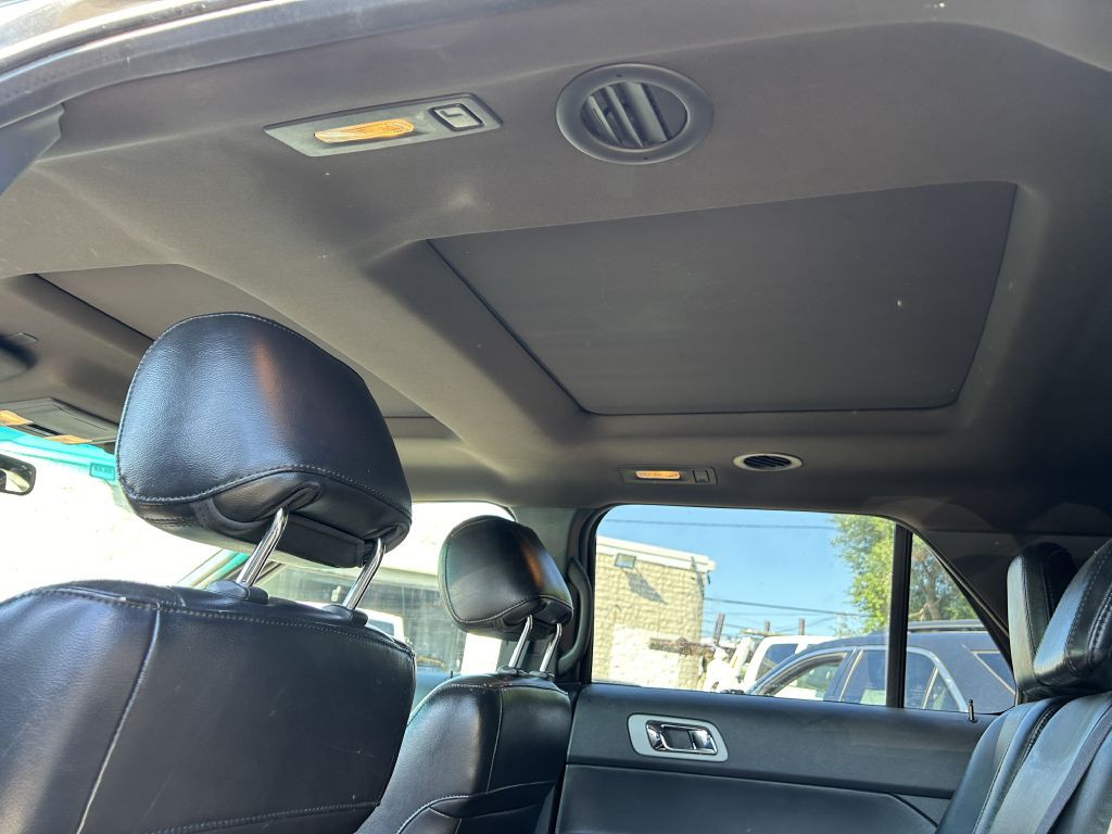 2011 Ford Explorer Image 16