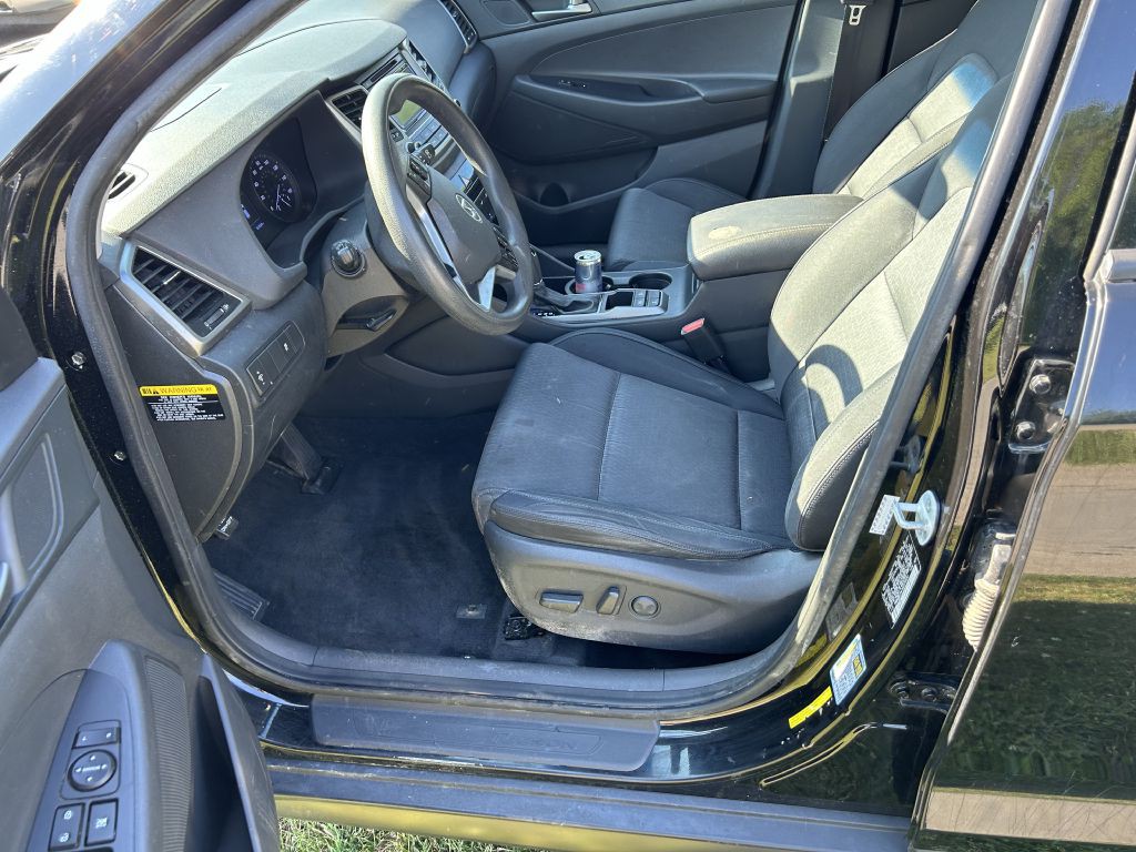 2016 Hyundai Tucson Image 9