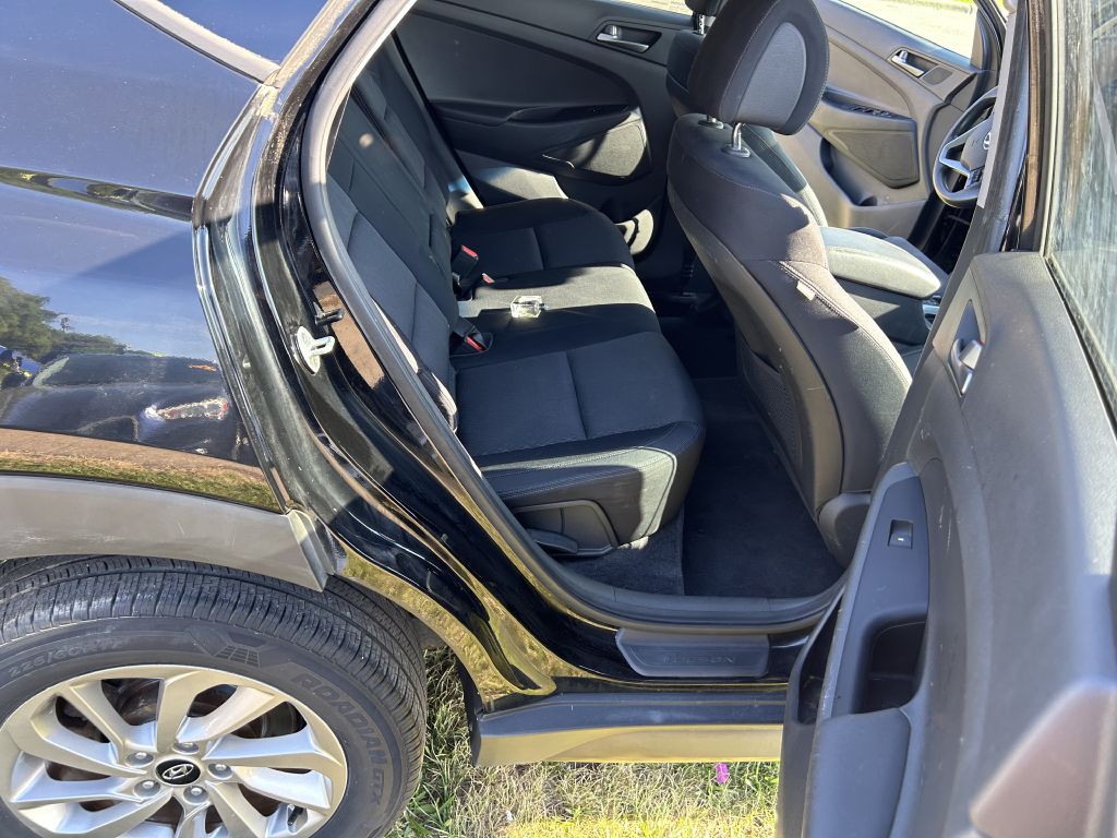 2016 Hyundai Tucson Image 12