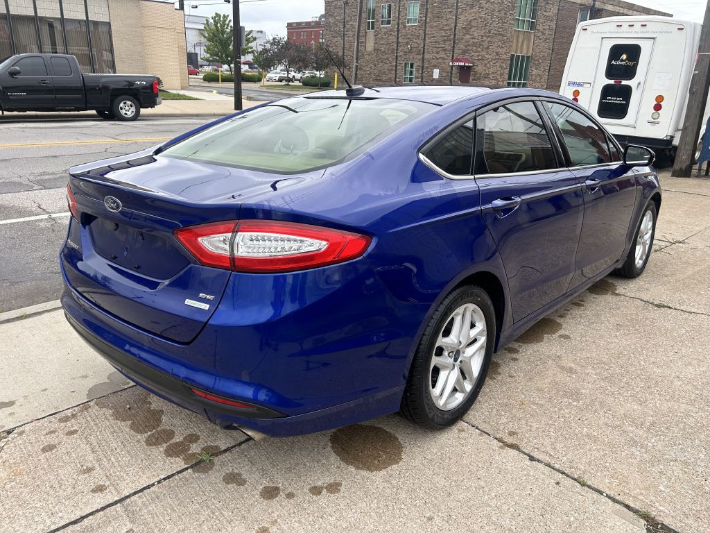 2016 Ford Fusion Image 4