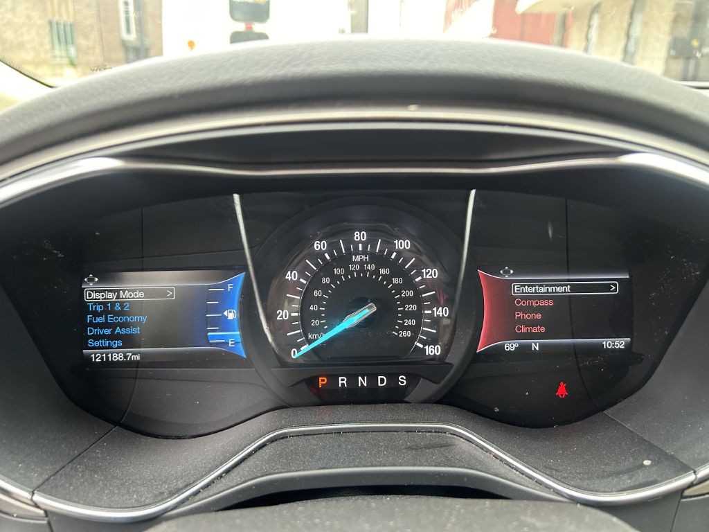 2016 Ford Fusion Image 15