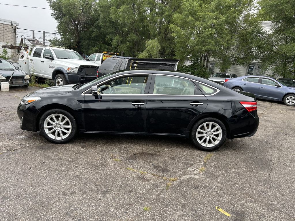 2013 Toyota Avalon Image 7