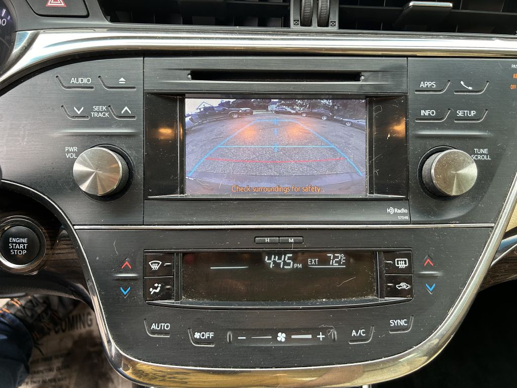 2013 Toyota Avalon Image 18