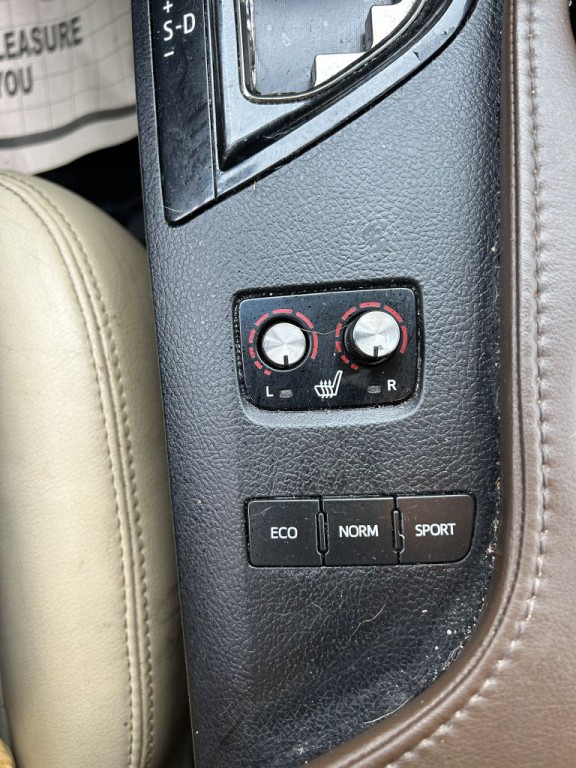 2013 Toyota Avalon Image 19