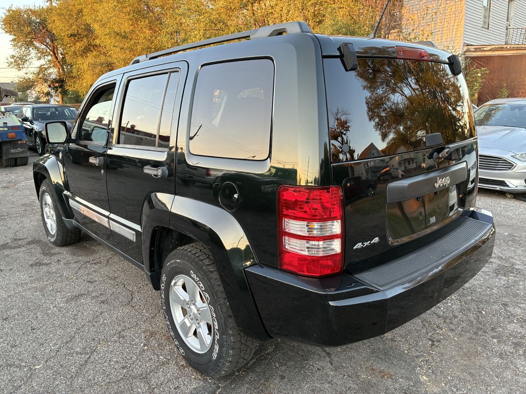 2012 Jeep Liberty Image 3