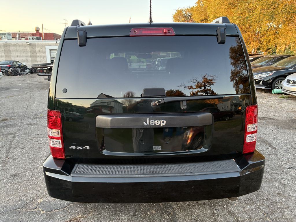 2012 Jeep Liberty Image 6