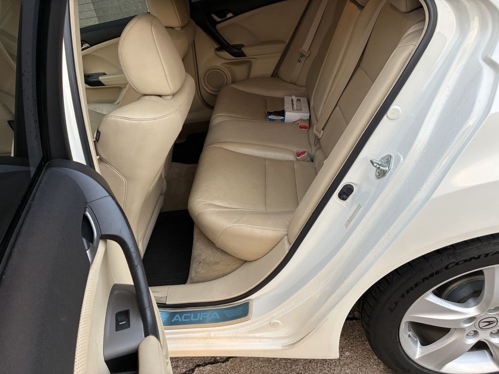 2010 Acura TSX Image 11