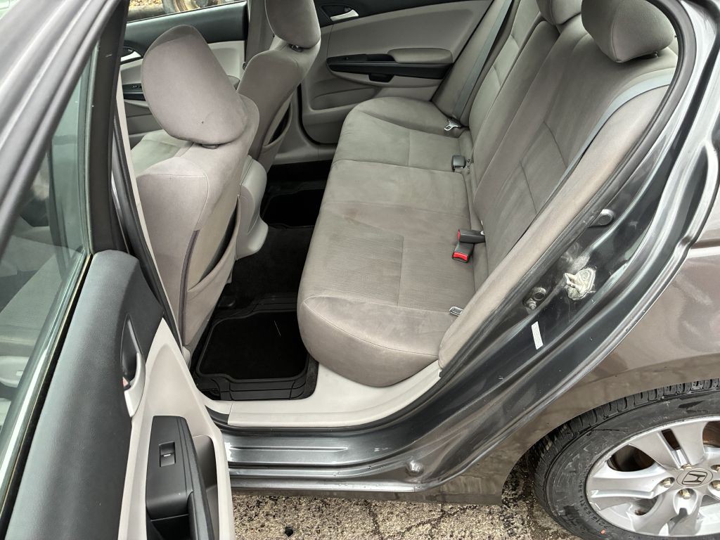2012 Honda Accord Image 11