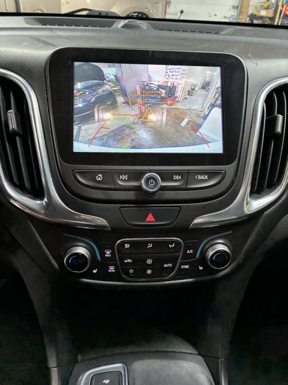 2018 Chevrolet Equinox Image 19