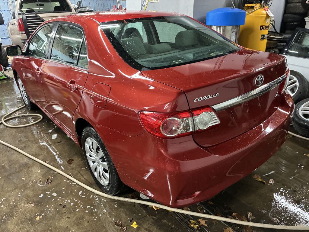 2013 Toyota Corolla Image 3