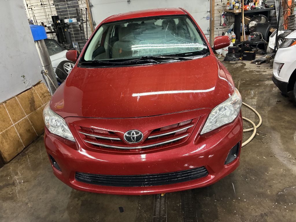 2013 Toyota Corolla Image 6