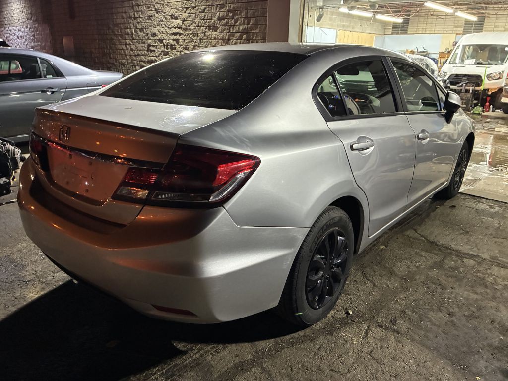 2013 Honda Civic Image 3