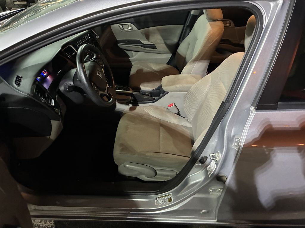 2013 Honda Civic Image 9