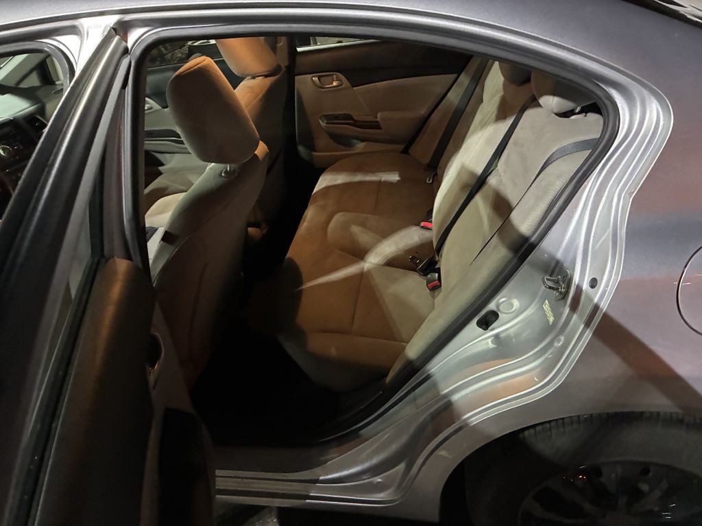 2013 Honda Civic Image 10