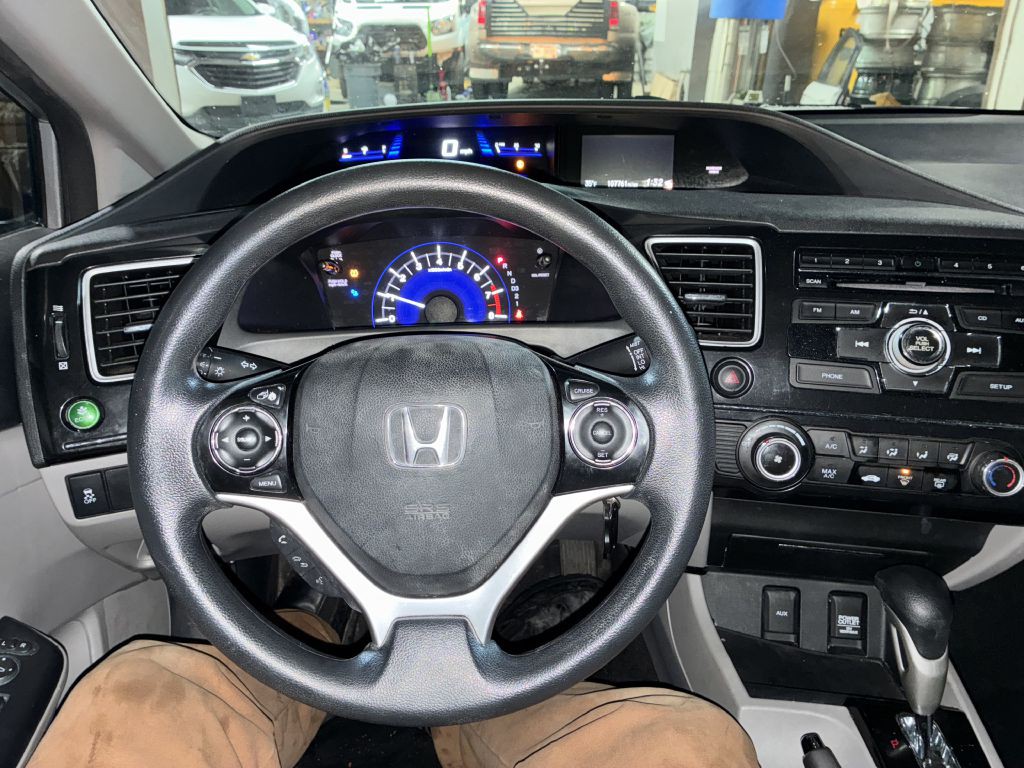 2013 Honda Civic Image 13