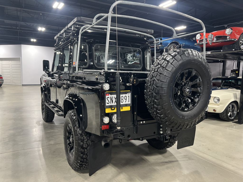 1987 Land Rover Defender Image 21