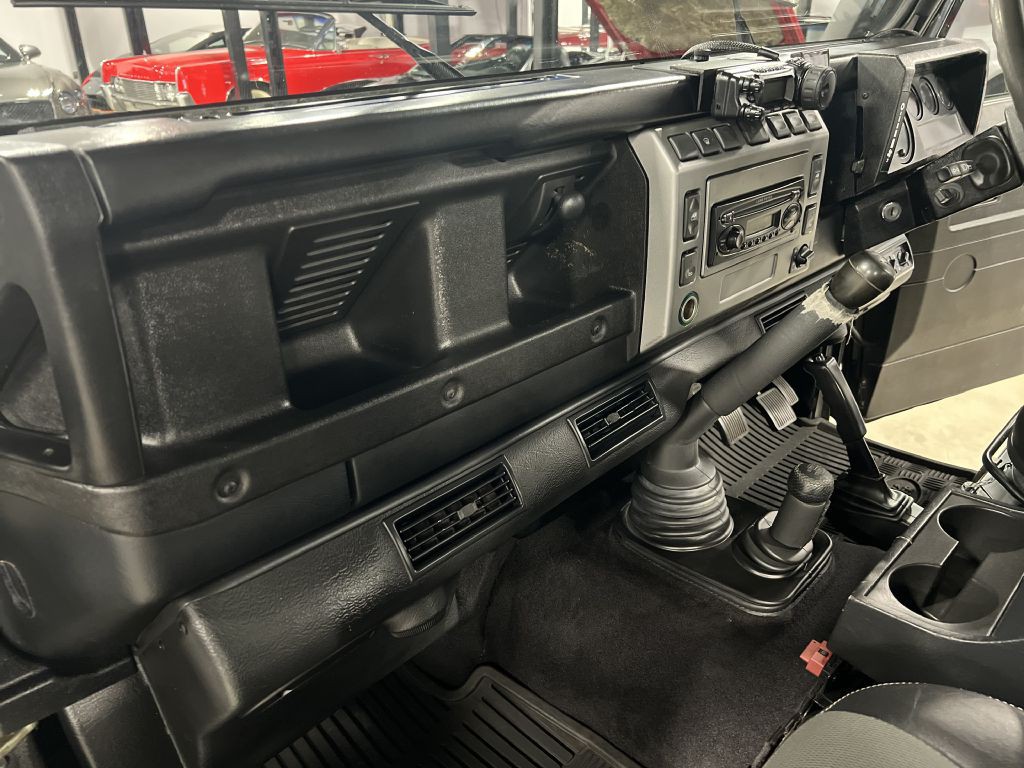 1987 Land Rover Defender Image 61