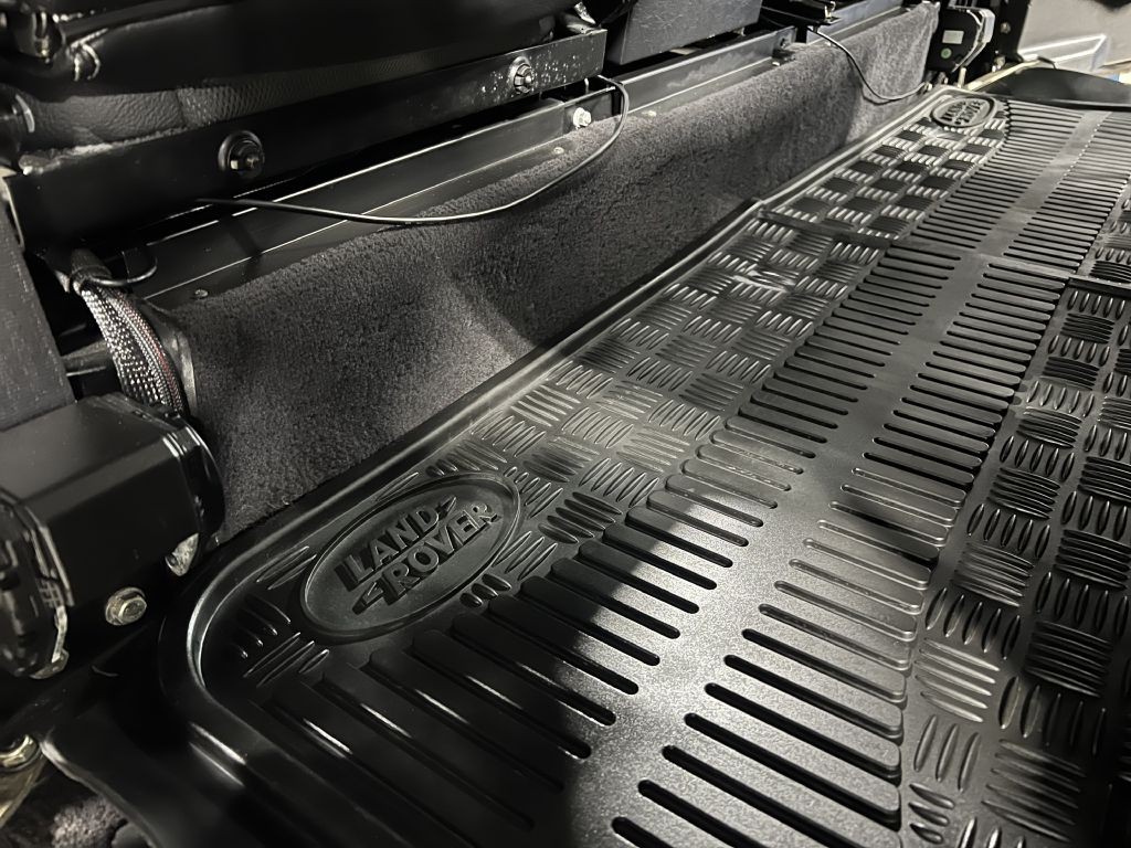 1987 Land Rover Defender Image 77