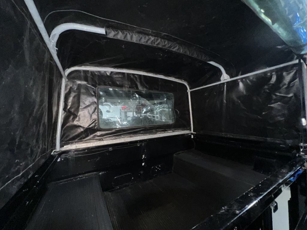 1987 Land Rover Defender Image 115