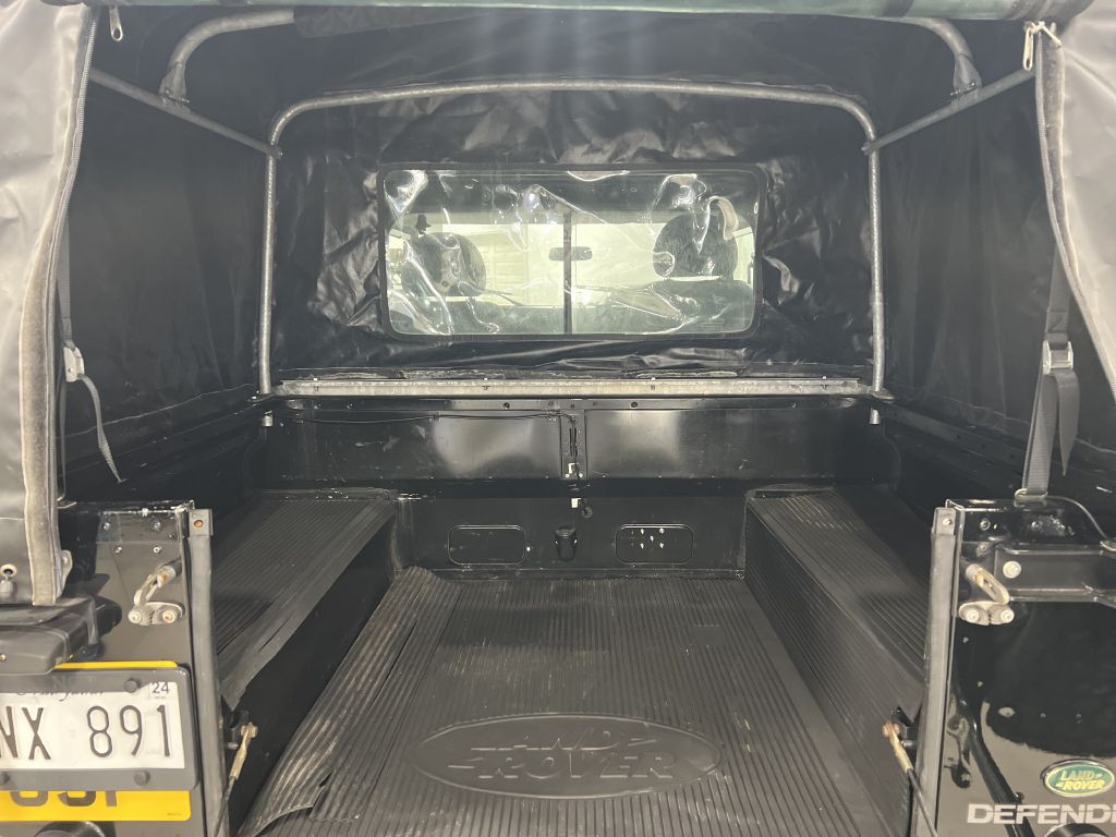1987 Land Rover Defender Image 117