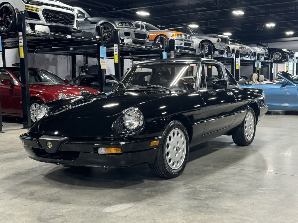 1989 Alfa Romeo Spider Image 22