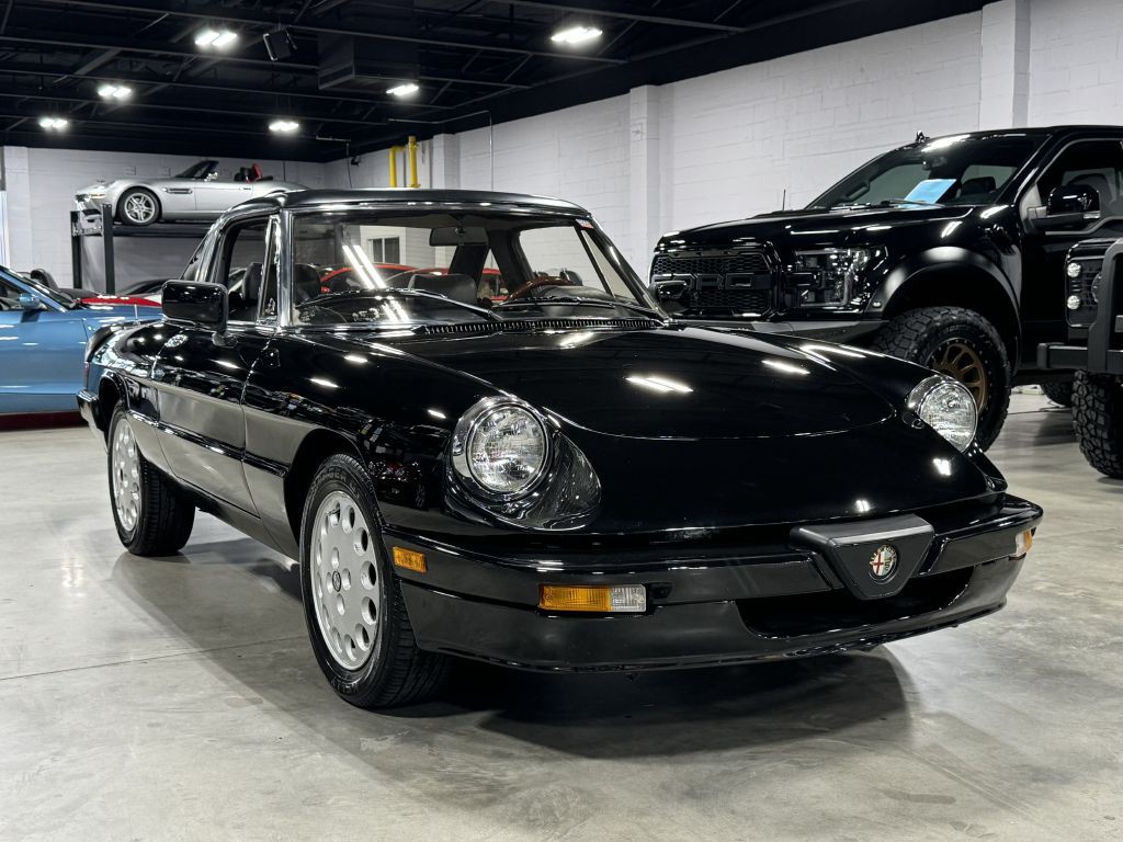 1989 Alfa Romeo Spider Image 36