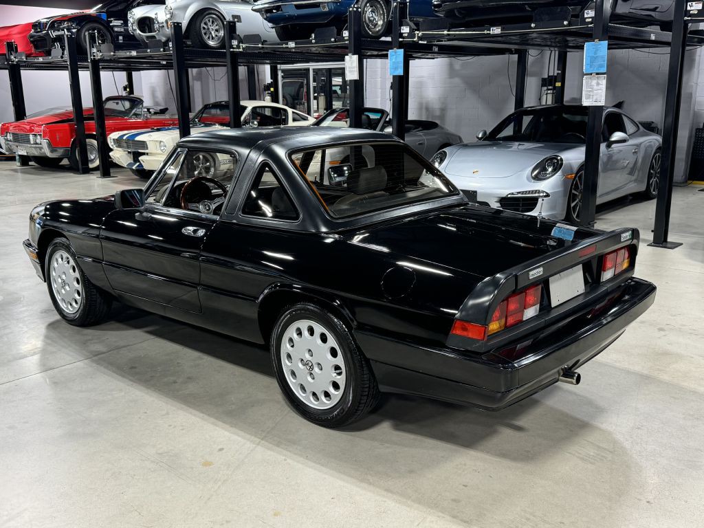 1989 Alfa Romeo Spider Image 44