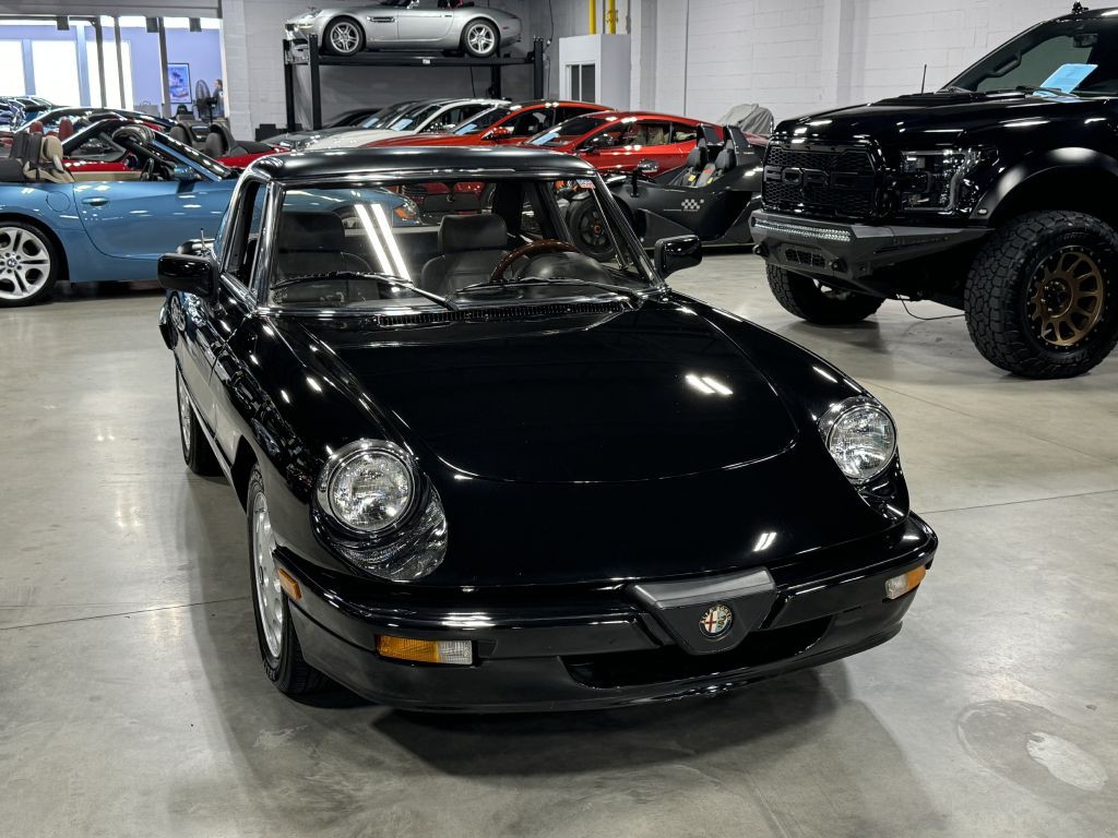 1989 Alfa Romeo Spider Image 52