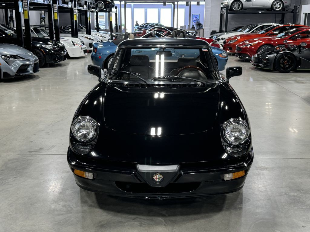 1989 Alfa Romeo Spider Image 53