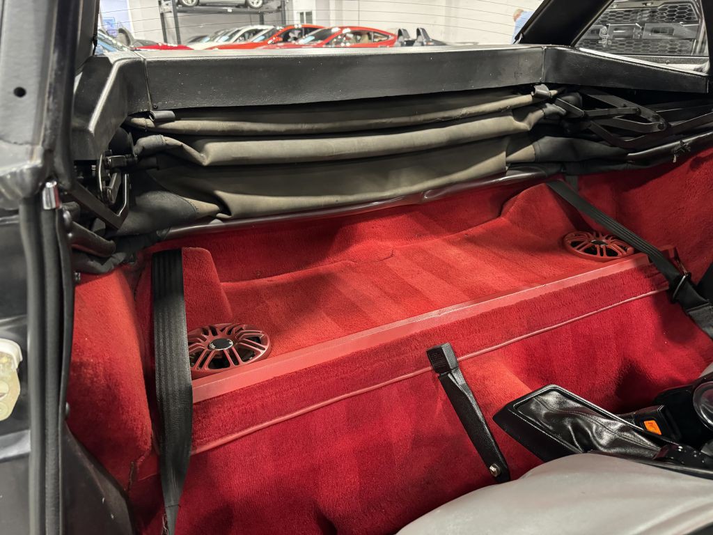 1989 Alfa Romeo Spider Image 72