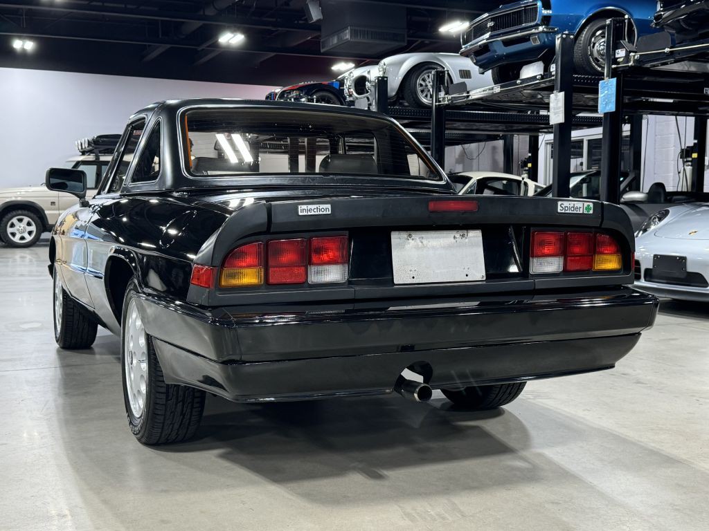 1989 Alfa Romeo Spider Image 94