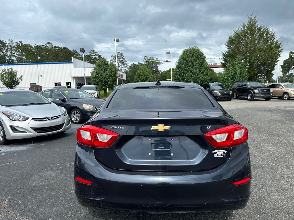 2016 Chevrolet Cruze Image 3