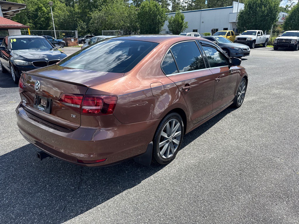 2017 Volkswagen Jetta Image 3