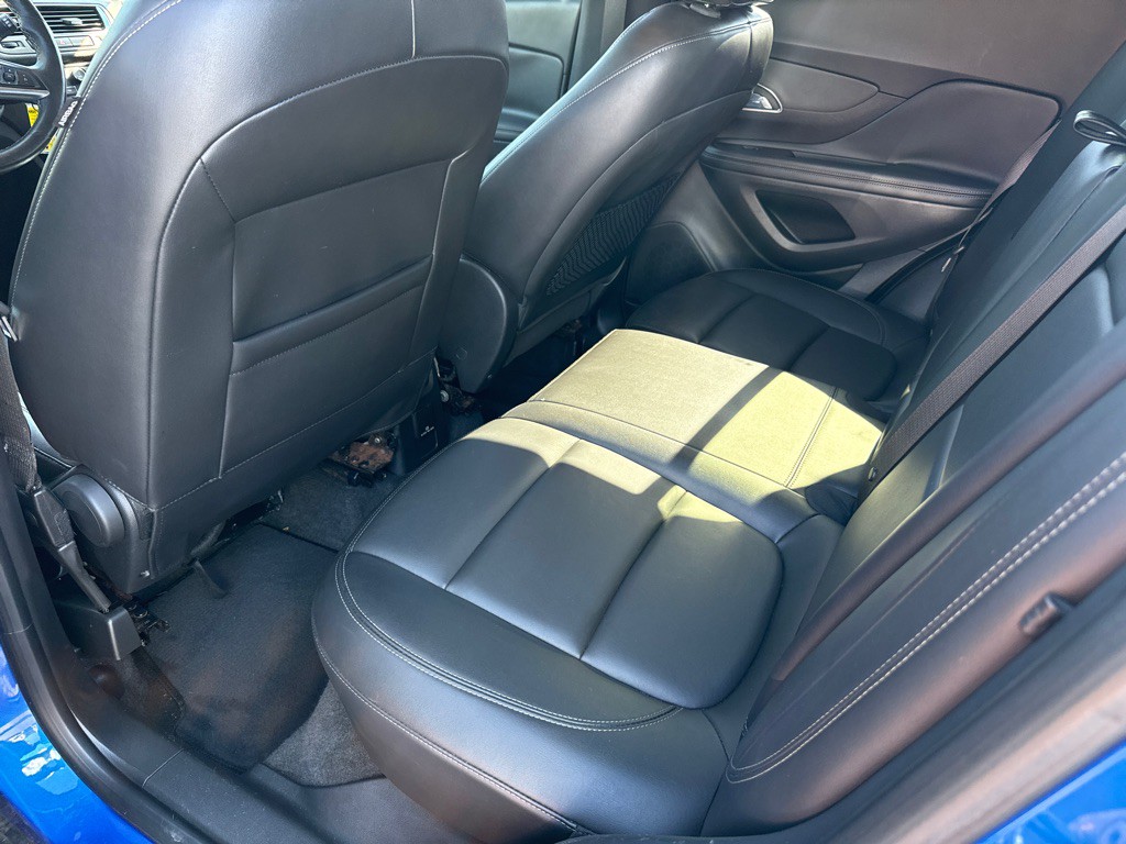 2016 Buick Enclave Image 2