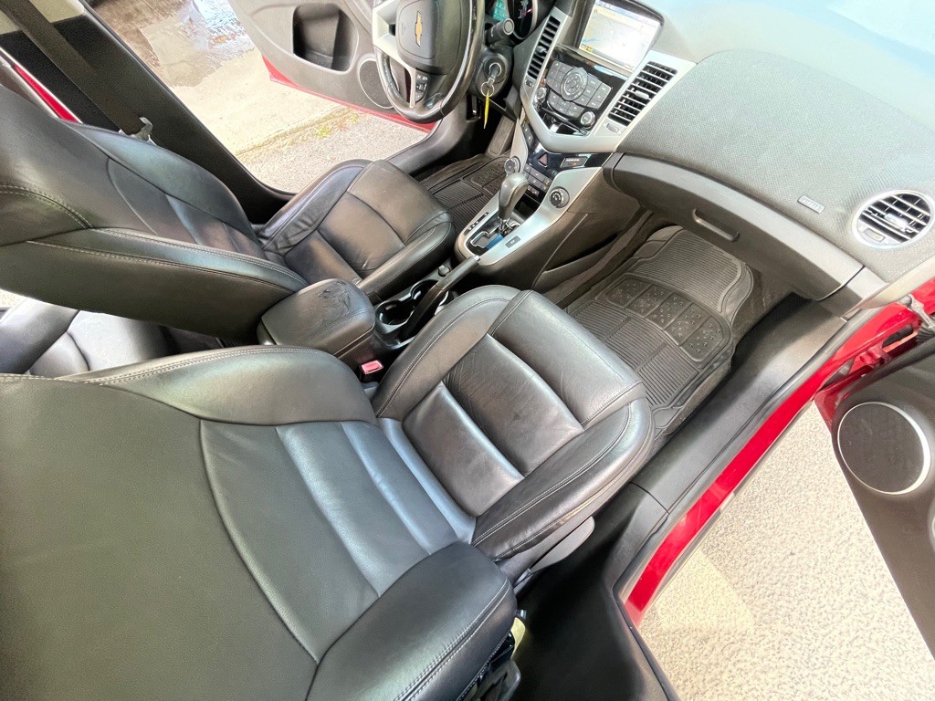 2012 Chevrolet Cruze Image 30