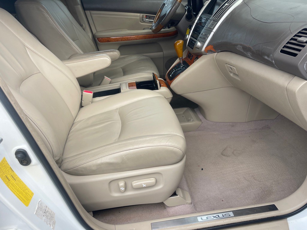 2004 Lexus RX Image 8