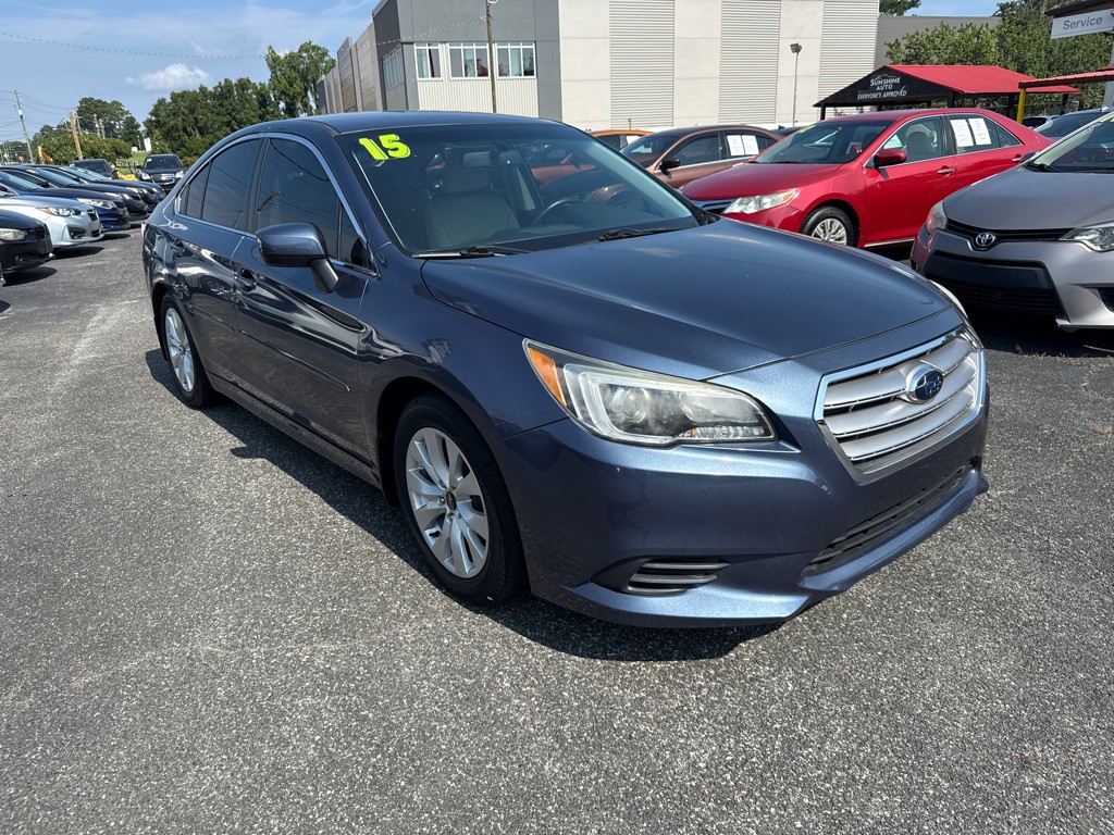 2015 Subaru Legacy Image 2